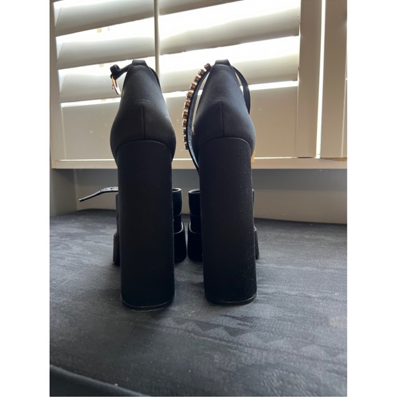 Authentic Versace Black Aevitas Platform Heels - Picture 4 of 6